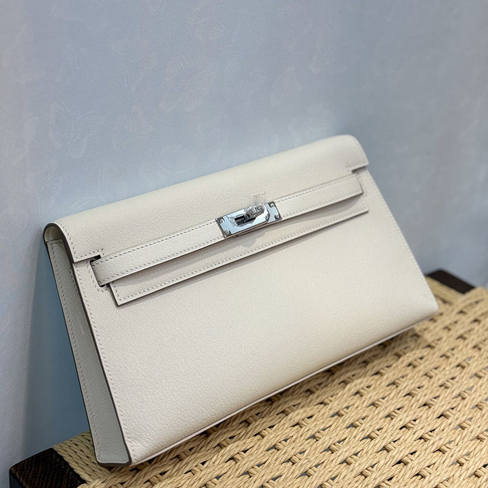 エルメスコピー通販 HERMES ケリーエラン クレ シェブルミゾル シルバー金具 ケリーエラン H085885CK10 ケリーエラン コーデ - 画像 (9)