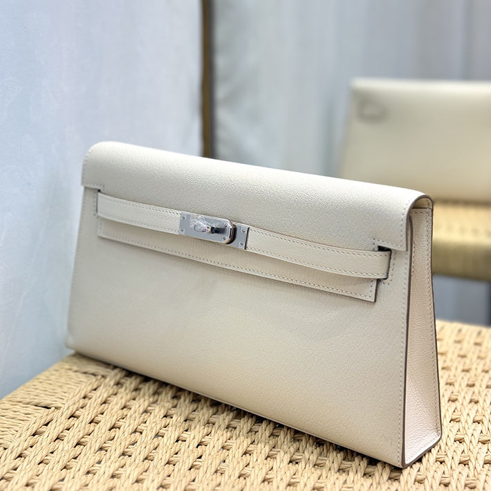 エルメスコピー通販 HERMES ケリーエラン クレ シェブルミゾル シルバー金具 ケリーエラン H085885CK10 ケリーエラン コーデ - 画像 (5)