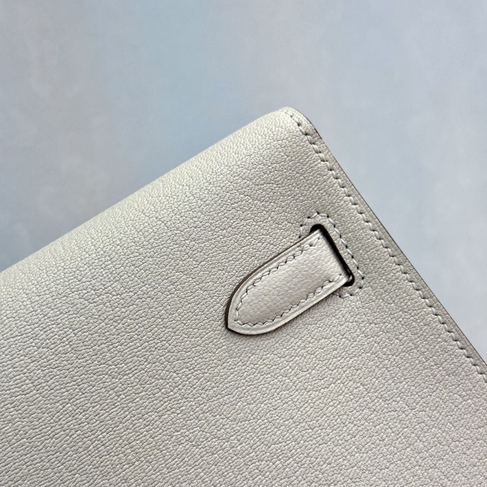 エルメスコピー通販 HERMES ケリーエラン クレ シェブルミゾル シルバー金具 ケリーエラン H085885CK10 ケリーエラン コーデ - 画像 (2)