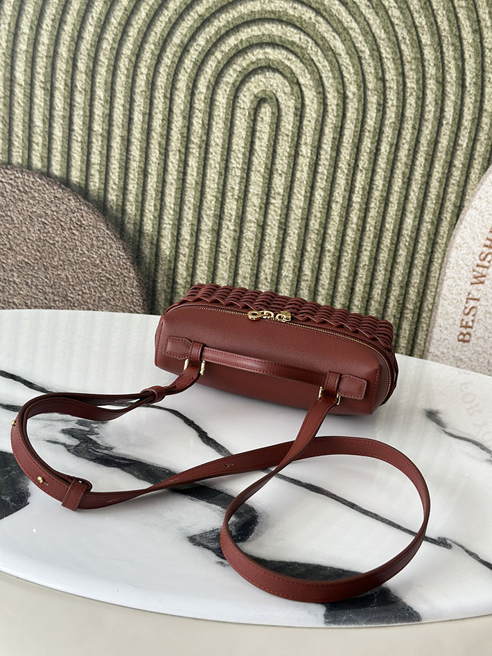 最高級ロロピアーナスーパーコピー Loro piana エクストラ・ポケット・ポーチ L19 アズキビーンズ 2634404 ロロピアーナ バッグ L19 - 画像 (4)