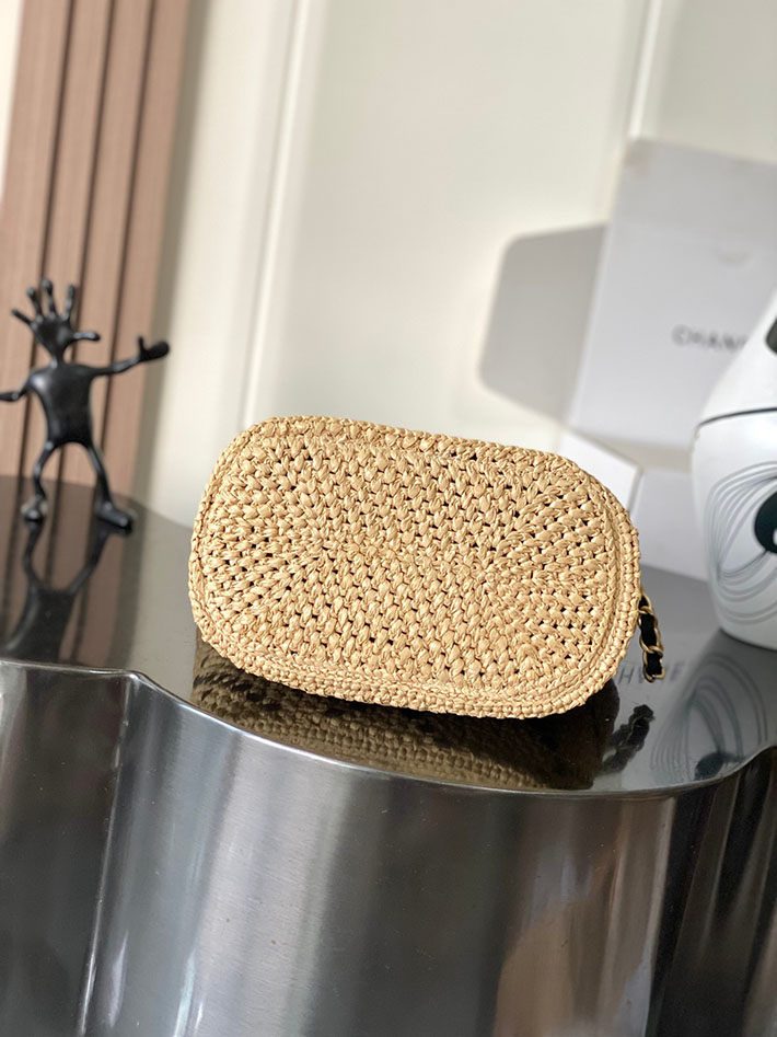 シャネル 新作バッグ 2026 CHANEL スモールショッピングバッグ ベージュ ブラック AS5811 B22059 U6017 シャネル トートバッグ 公式 - 画像 (8)