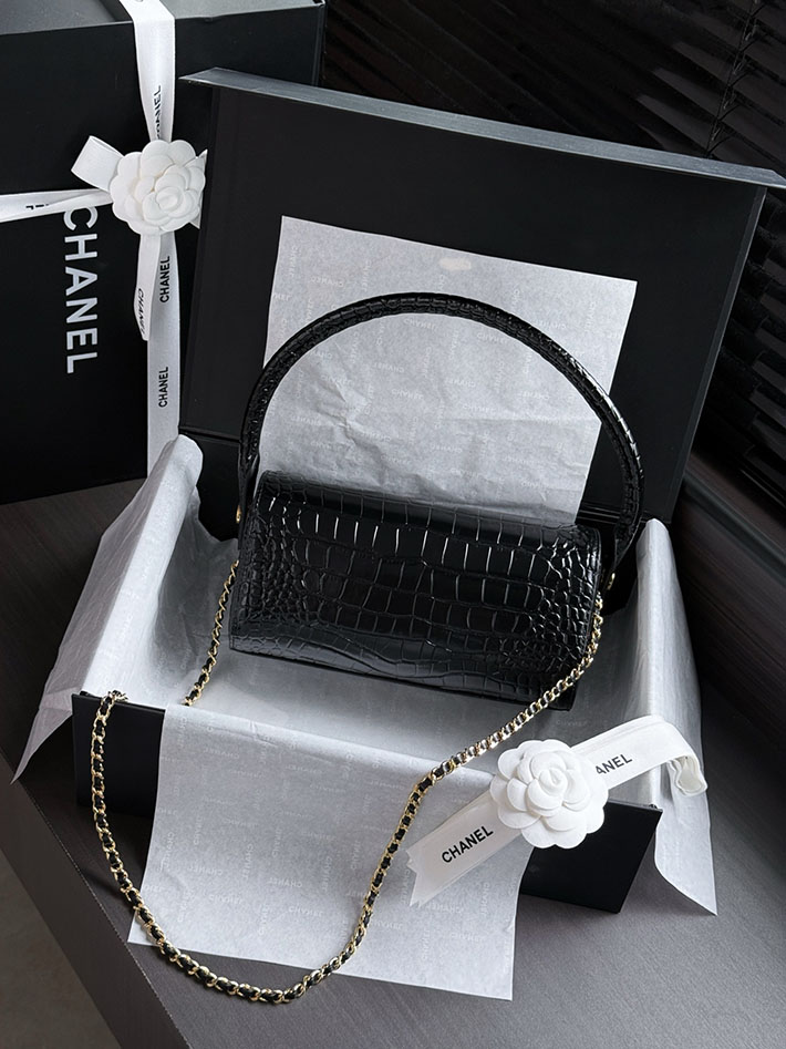 シャネル 新作バッグ 2026 CHANEL チェーン クラッチ 2026新作 ブラック AS5811 B22059 94305 シャネル チェーン バッグ 人気 - 画像 (9)