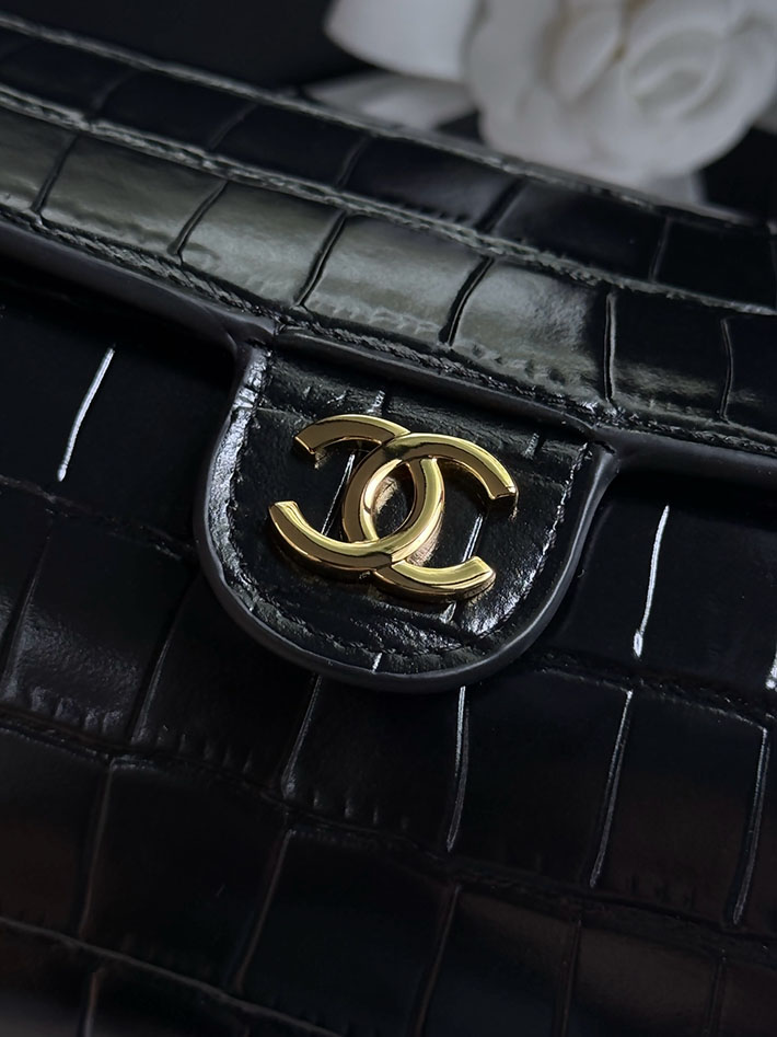 シャネル 新作バッグ 2026 CHANEL チェーン クラッチ 2026新作 ブラック AS5811 B22059 94305 シャネル チェーン バッグ 人気 - 画像 (6)