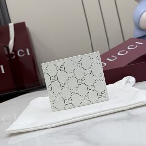 グッチ 財布 アウトレット