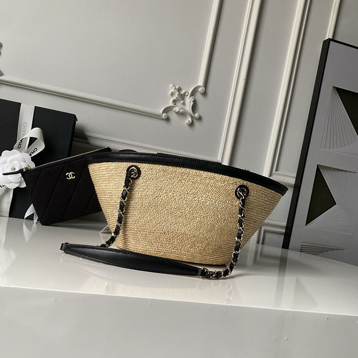 シャネル 新作バッグ 2026 CHANEL CCロゴ スモール ショッピング バッグ ベージュ ブラック AS5951 B22647 U6027 シャネル バッグ アウトレット - 画像 (9)
