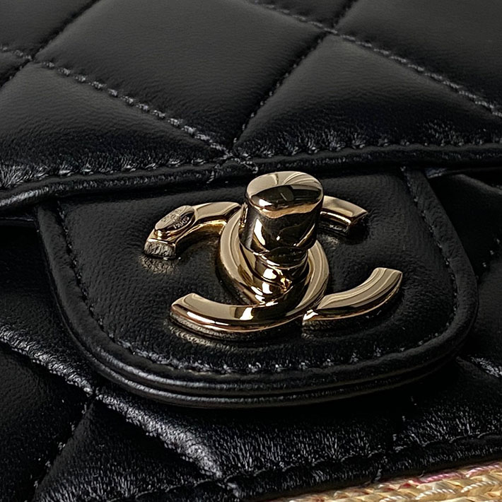 シャネル 新作バッグ 2026 CHANEL CCロゴ スモール ショッピング バッグ ベージュ ブラック AS5951 B22647 U6027 シャネル バッグ アウトレット - 画像 (8)