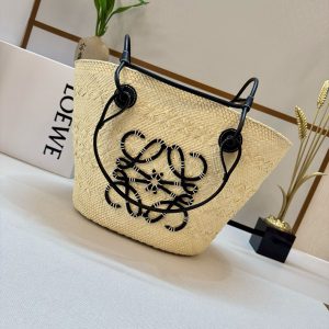 ロエベ トート バッグ 大きめ