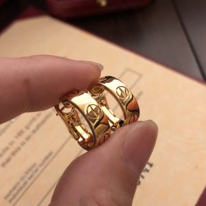 カルティエ ピアス フープ