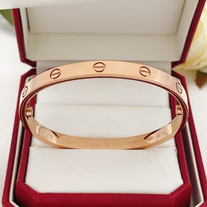 カルティエ ブレスレット 安い