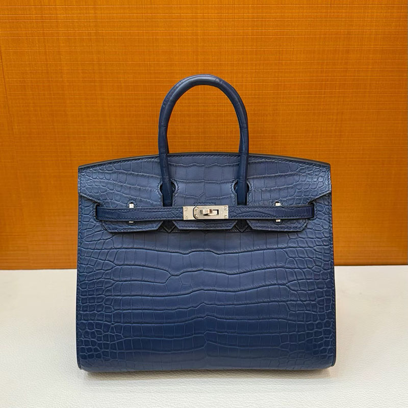 エルメス バーキン クロコダイル 定価
