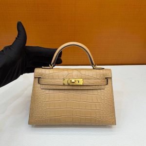 エルメスミニケリークロコ