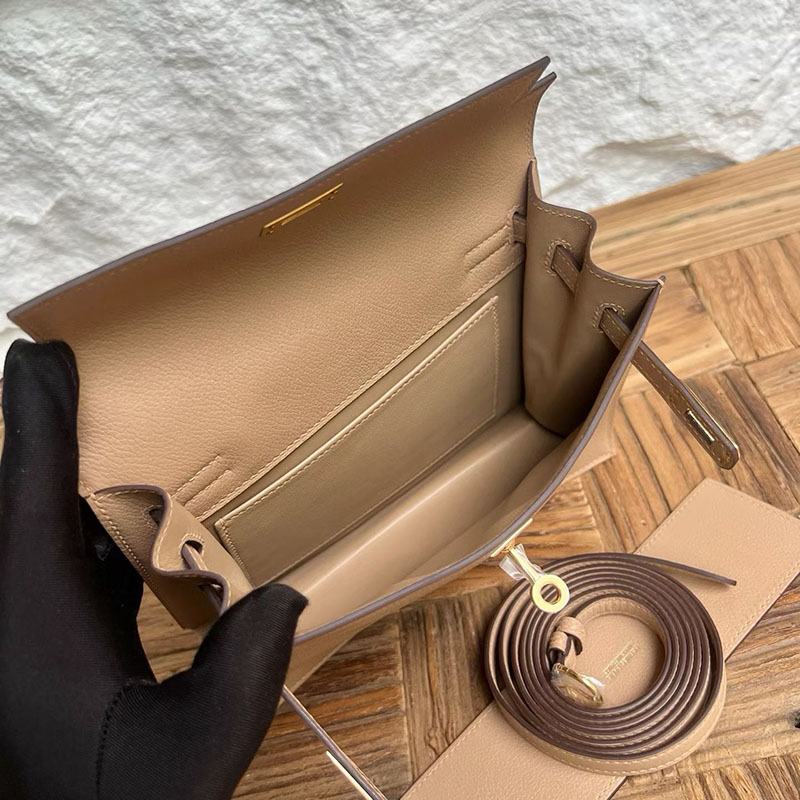 エルメスコピー通販 HERMES ケリーダンス2 チャイ エバーカラー ゴールド金具 H076241CC0M ケリーダンス 定価 - 画像 (5)
