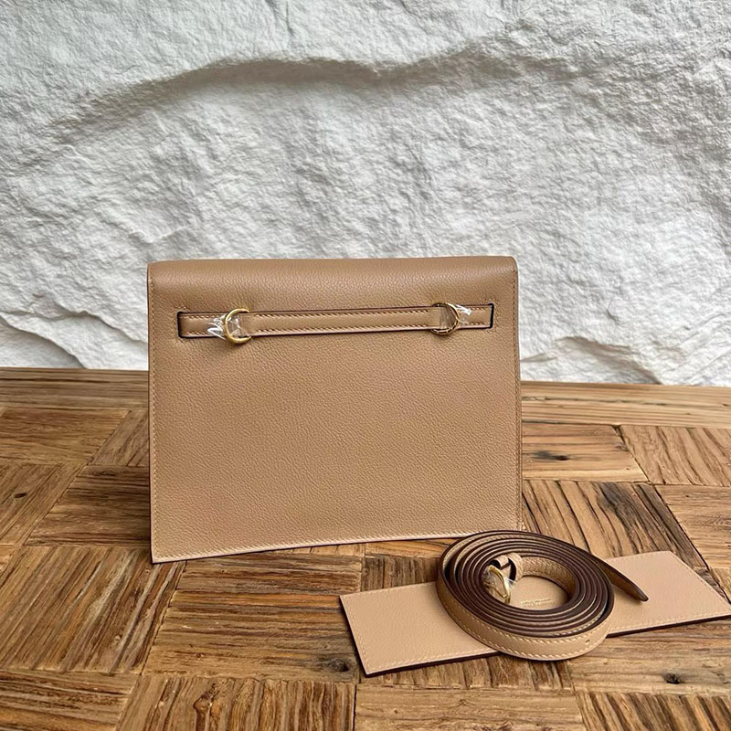 エルメスコピー通販 HERMES ケリーダンス2 チャイ エバーカラー ゴールド金具 H076241CC0M ケリーダンス 定価 - 画像 (2)