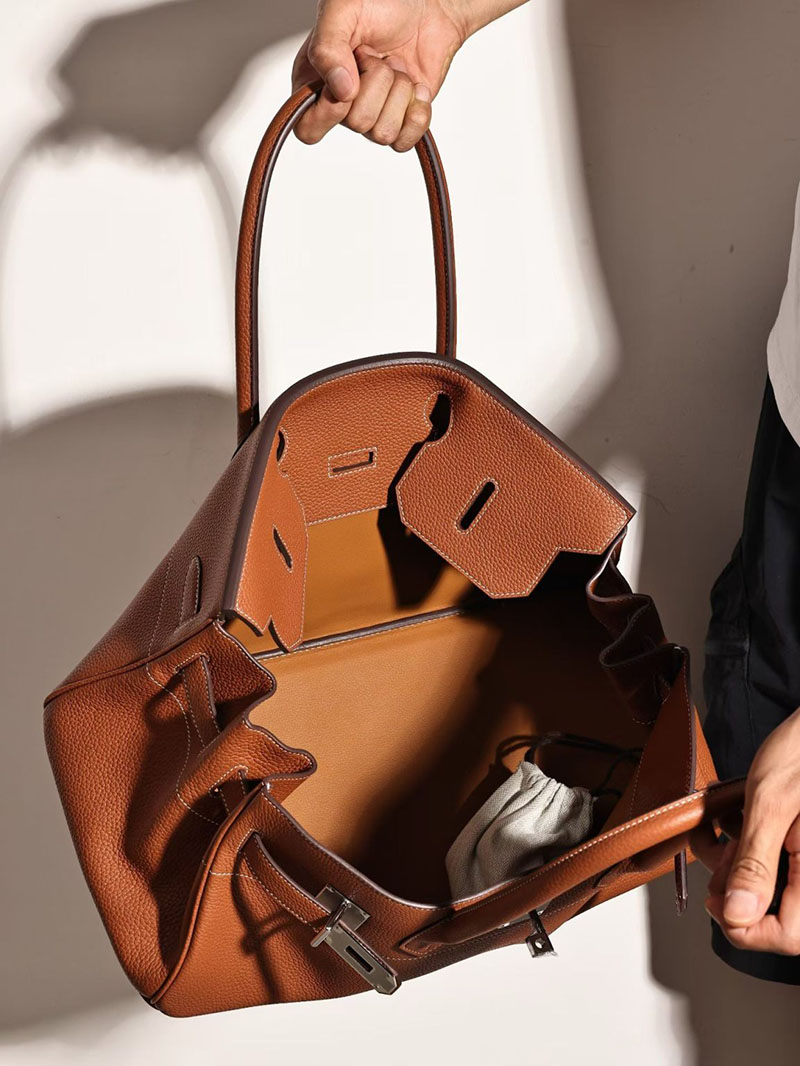 エルメスコピー通販 HERMES ショルダーバーキン42 ゴールド トリヨンクレマンス シルバー金具 H044927CK37 エルメス バーキン メンズ - 画像 (4)