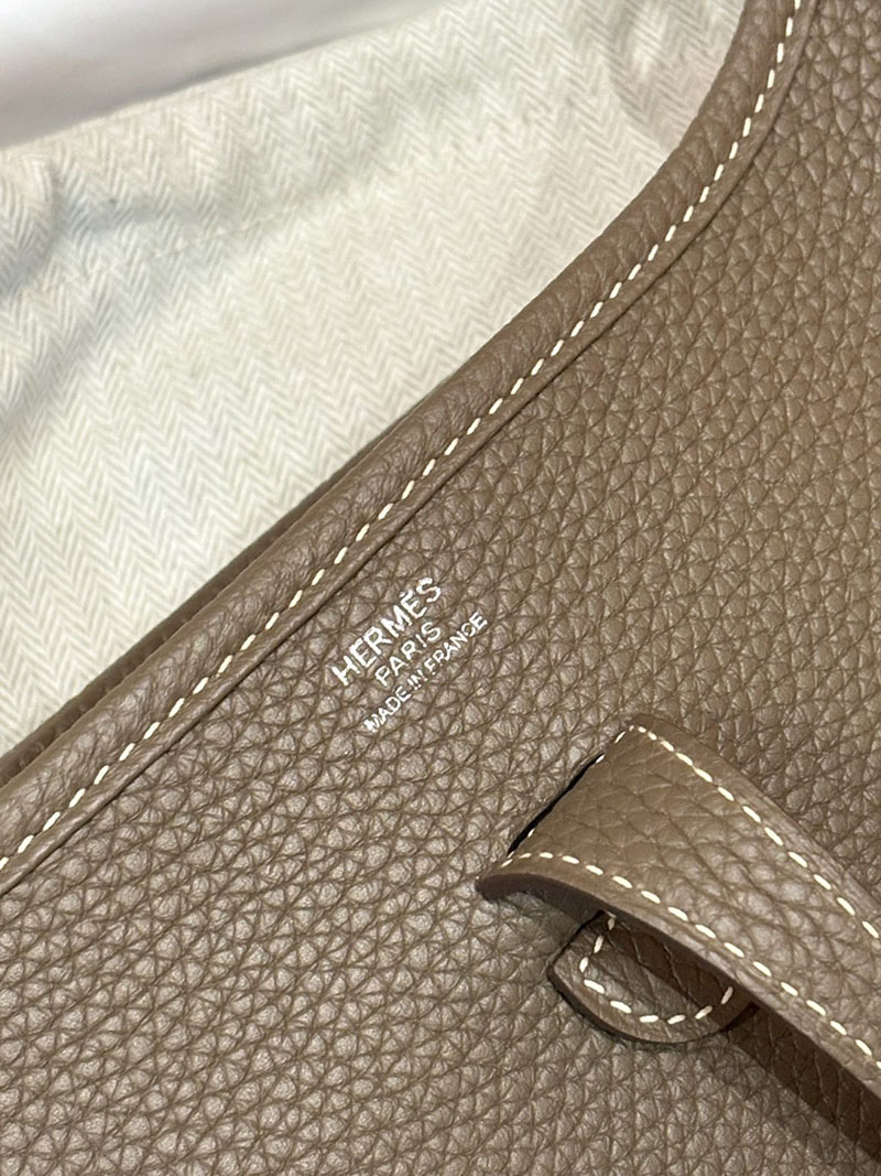 エルメスコピー通販 HERMES エヴリン3 23 エトゥープ トリヨンクレマンス シルバー金具 H087941CK18 エブリン23 定価 - 画像 (6)