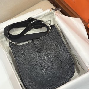 エルメス エヴリン 23