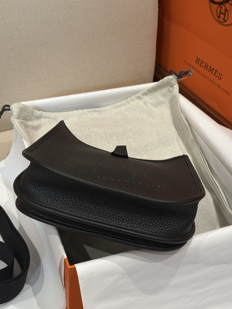 エルメスコピー通販 HERMES エヴリン3 23 黒 ブラック トリヨンクレマンス シルバー金具 H087941CK89 エルメス エヴリン 23 - 画像 (6)