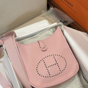 エルメス エヴリン 定価