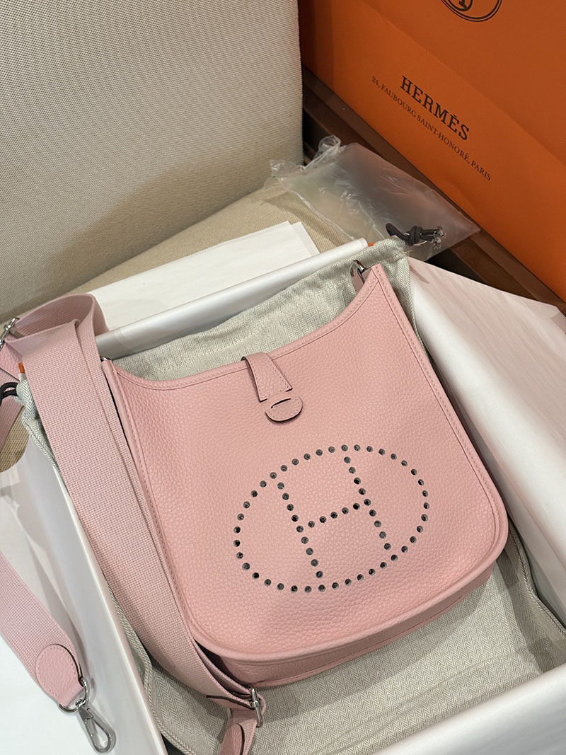 エルメス エヴリン 定価
