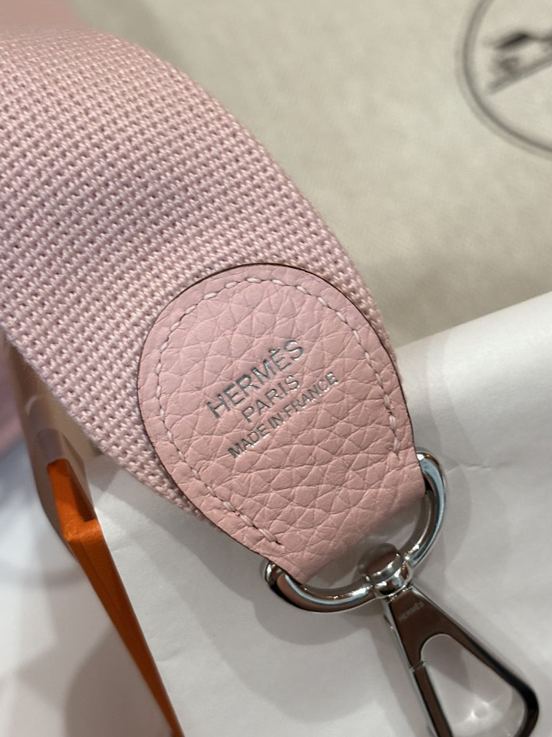 エルメスコピー通販 HERMES エヴリン3 23 ローズサクラ トリヨンクレマンス シルバー金具 H087941CK3Q エルメス エヴリン 定価 - 画像 (5)