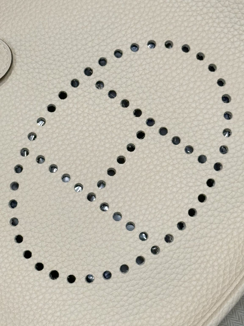 エルメスコピー通販 HERMES エヴリン3 23 クレ トリヨンクレマンス シルバー金具 H087941CK10 エルメス ショルダーバッグ エブリン - 画像 (2)