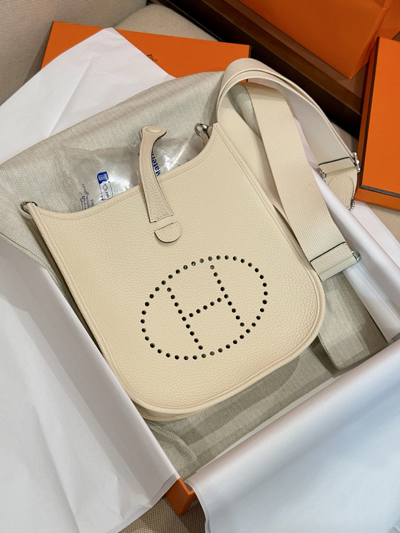 エルメスコピー通販 HERMES エヴリン3 23 クレ トリヨンクレマンス シルバー金具 H087941CK10 エルメス ショルダーバッグ エブリン - 画像 (13)
