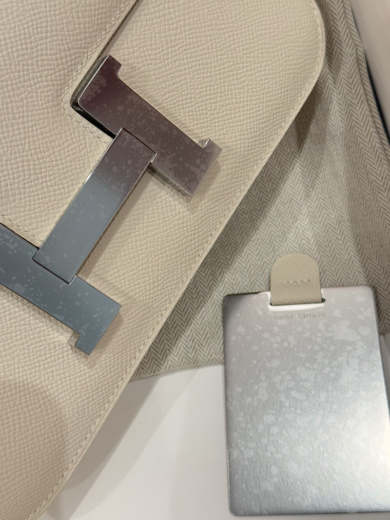 エルメスコピー通販 HERMES コンスタンス 24 ミロワール クレ ヴォーエプソン シルバー金具 H075195CK10 エルメス コンスタンス 定価 - 画像 (9)