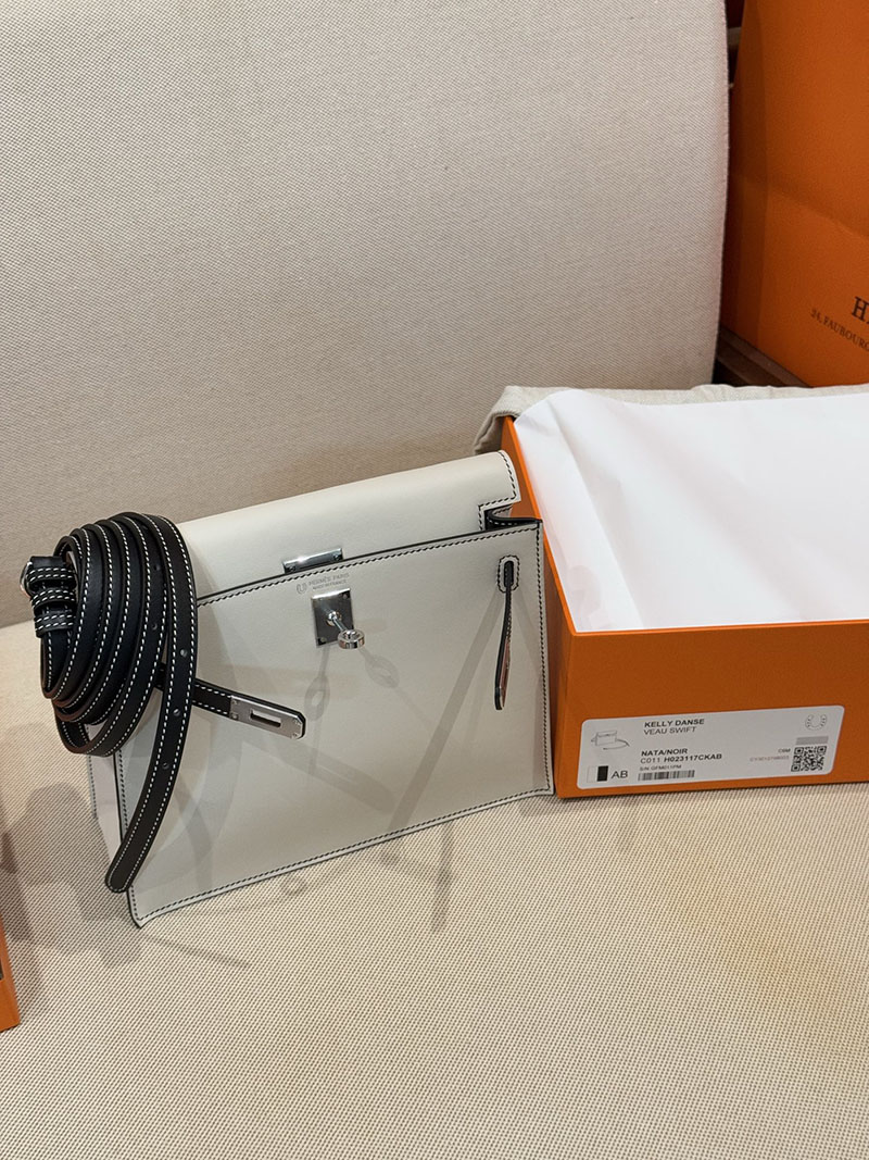 エルメスコピー通販 HERMES ケリーダンス2 クレ/黒 ブラック スイフト シルバー金具 2634651 ケリーダンス 定価 - 画像 (9)