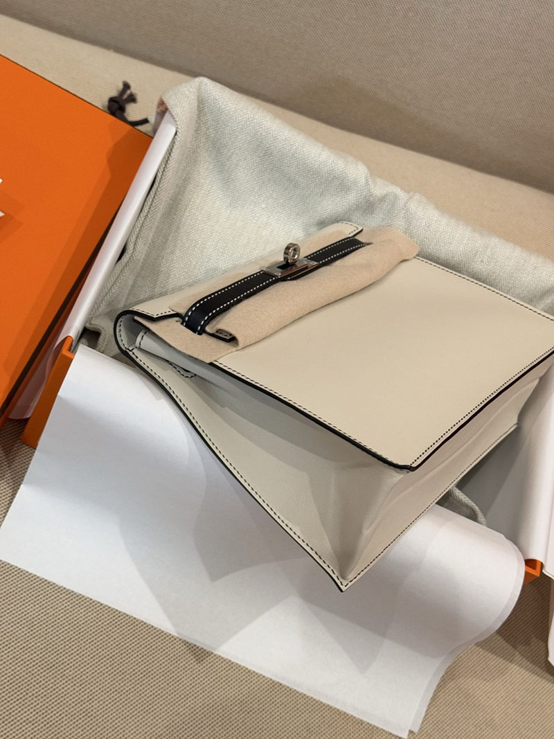 エルメスコピー通販 HERMES ケリーダンス2 クレ/黒 ブラック スイフト シルバー金具 2634651 ケリーダンス 定価 - 画像 (5)