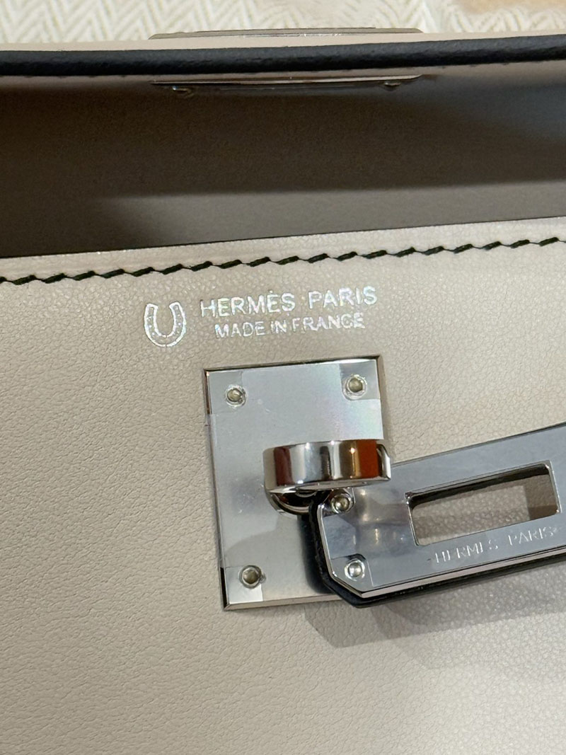 エルメスコピー通販 HERMES ケリーダンス2 クレ/黒 ブラック スイフト シルバー金具 2634651 ケリーダンス 定価 - 画像 (3)