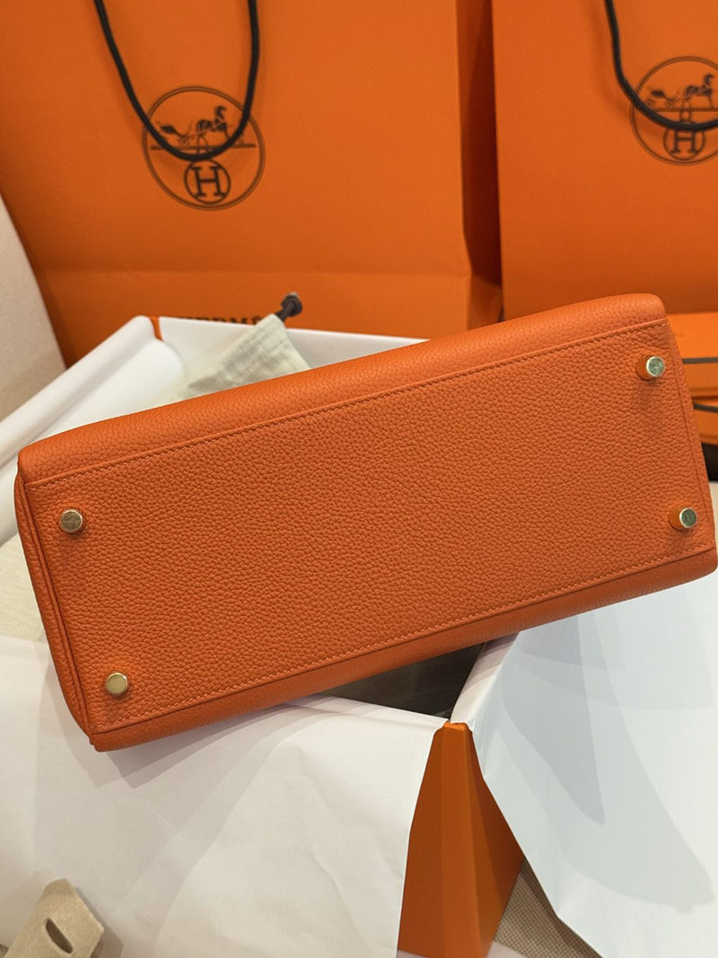 エルメスコピー通販 HERMES Kelly ケリー28 内縫い オレンジ トゴ シルバー金具 H027630CC93 エルメスケリー28内縫い - 画像 (5)