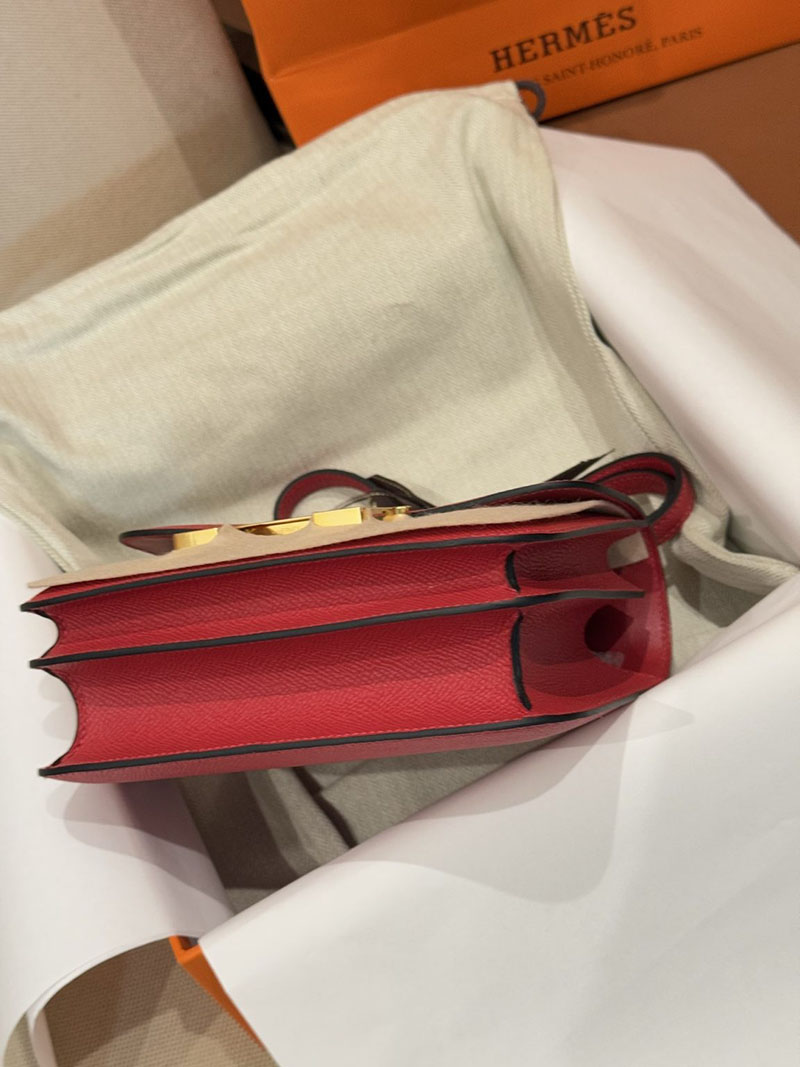 エルメスコピー通販 HERMES コンスタンス3 ミニ ルージュカザック ヴォーエプソン ゴールド金具 H056341CCQ5 エルメス コンスタンスミニ 定価 - 画像 (2)
