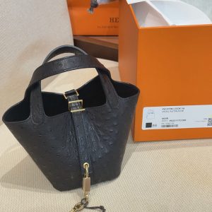 エルメス ピコタンpm 定価