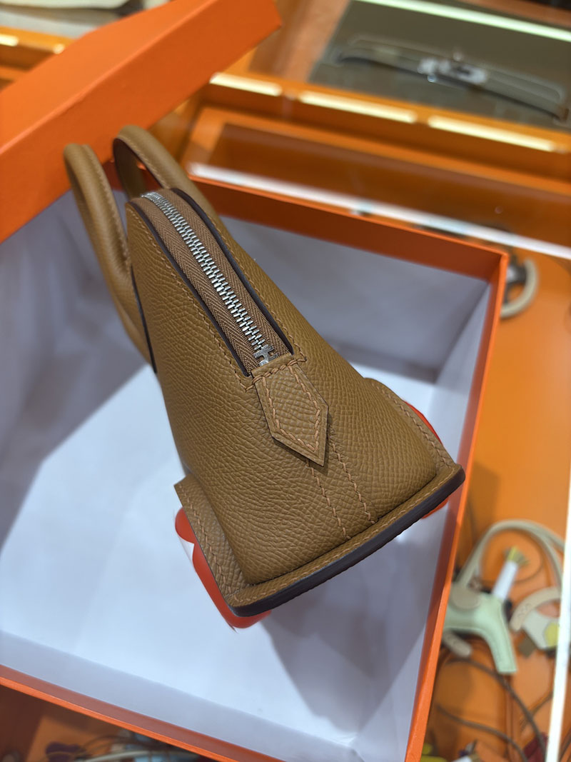 エルメスコピー通販 HERMES ボリードオンホイールズ ミニ ビスキュイ ヴォーエプソン シルバー金具 2634713 ボリード オン ホイールズ 定価 - 画像 (7)