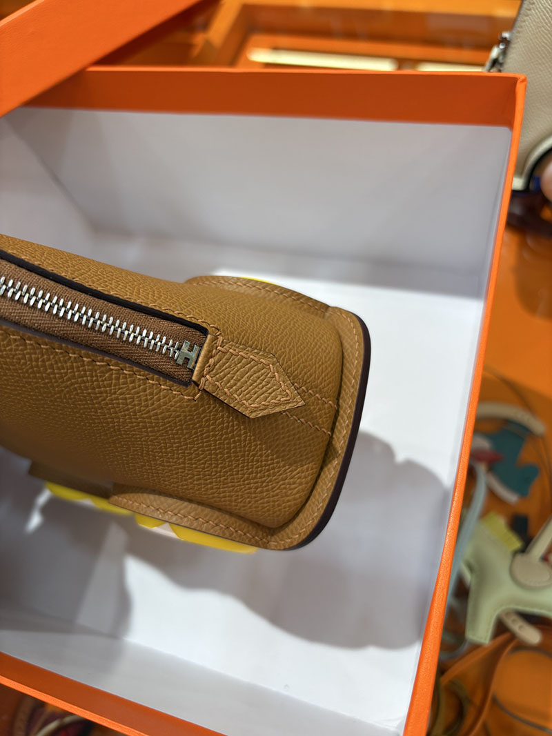 エルメスコピー通販 HERMES ボリードオンホイールズ ミニ ゴールド ヴォーエプソン シルバー金具 2634721 ボリード オン ホイールズ - 画像 (5)