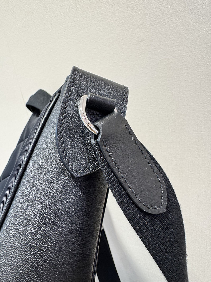 エルメス メンズバッグ HERMES Horseback bag ホースバッグ ブラック キャンバス シルバー金具 H085410CKAD エルメス ホースバッグ - 画像 (5)