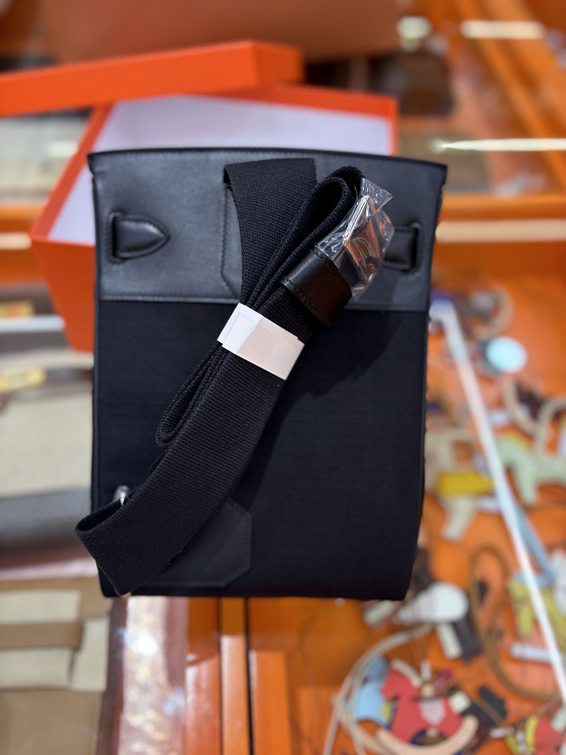 エルメス アッカド PM HERMES Hac a Dos PM ブラック スイフト/トワルアッシュ シルバー金具 2634729 Hac a Dos 定価 - 画像 (6)
