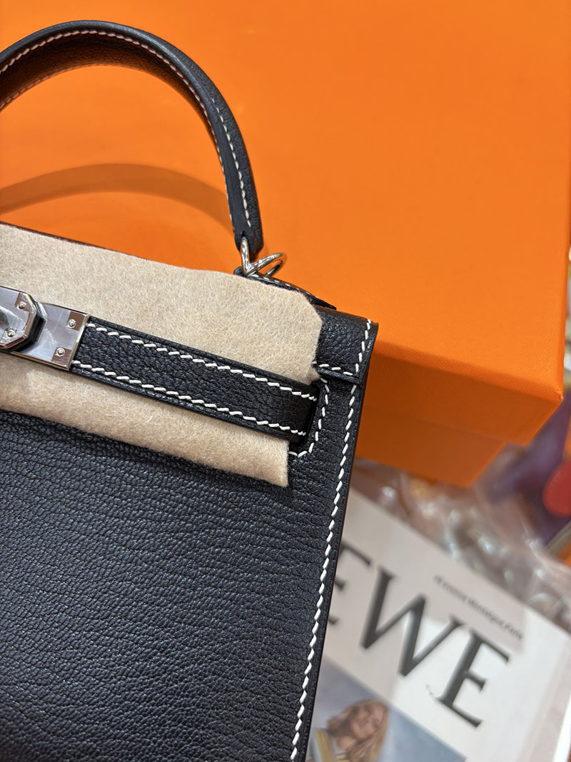 ミニケリー 定価 HERMES ケリーミニ2 外縫い ブラック シェブルミゾル シルバー金具 H073628CK89 エルメス ケリーミニ2 - 画像 (9)