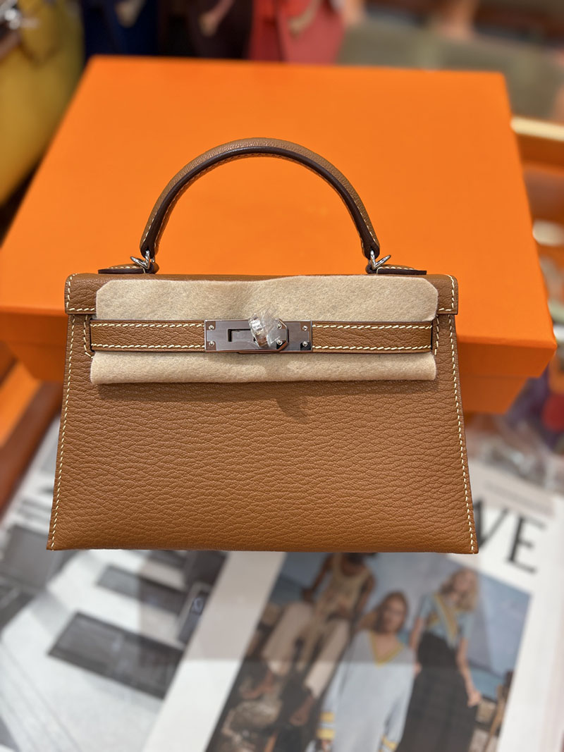 ミニケリー 定価 HERMES ケリーミニ2 外縫い ゴールド シェブルミゾル シルバー金具 H073628CK37 エルメス ケリーミニ2 - 画像 (3)