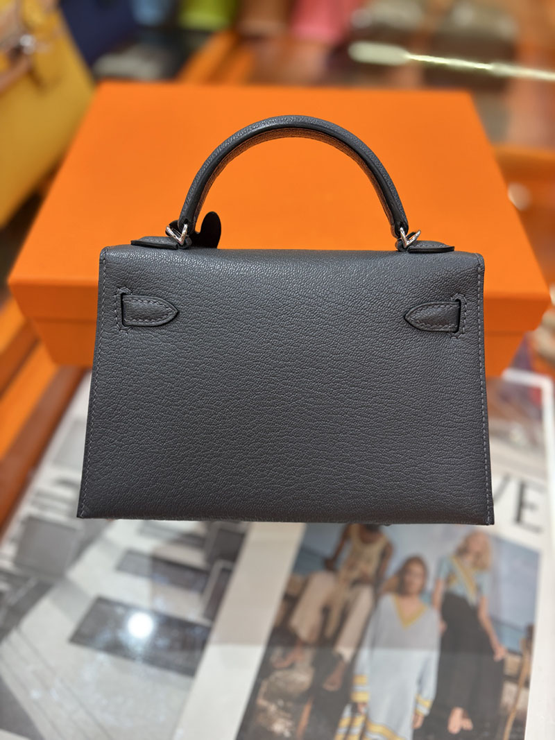 ミニケリー 定価 HERMES ケリーミニ2 外縫い グラファイト シェブルミゾル シルバー金具 H073628CK88 エルメス ケリーミニ2 - 画像 (5)