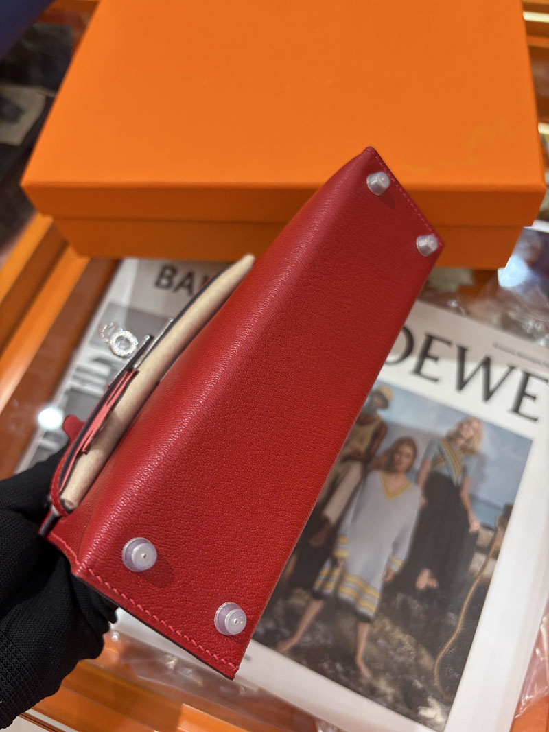 ミニケリー 定価 HERMES ケリーミニ2 外縫い ルージュカザック シェブルミゾル シルバー金具 H073628CKQ5 エルメス ケリーミニ2 - 画像 (4)