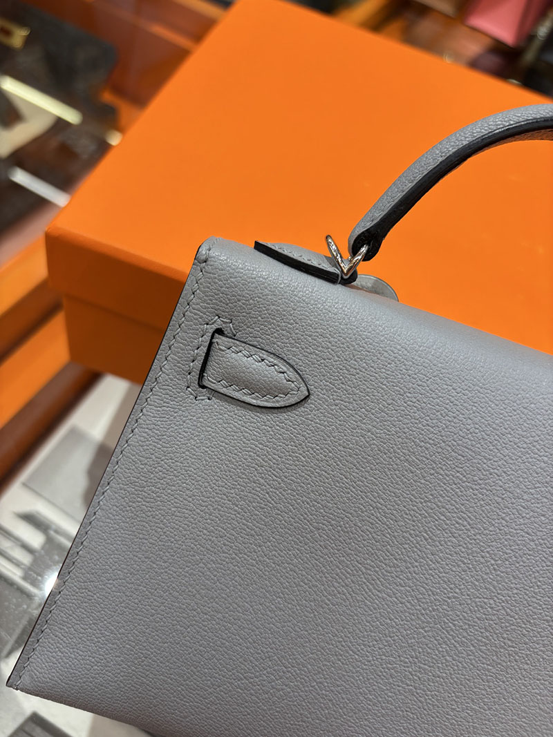 ミニケリー 定価 HERMES ケリーミニ2 外縫い ブルーグラシエ シェブルミゾル シルバー金具 H073628CK8U エルメス ケリーミニ2 - 画像 (4)