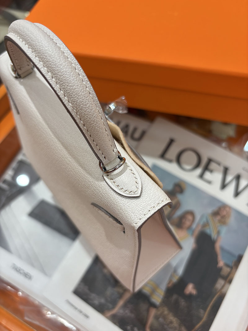 ミニケリー 定価 HERMES ケリーミニ2 外縫い ナタ シェブルミゾル シルバー金具 H073628CKI2 エルメス ケリーミニ2 - 画像 (8)