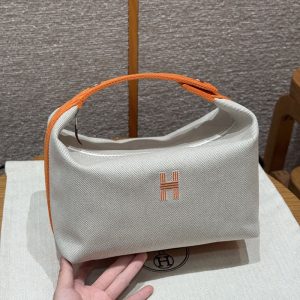 エルメス ブリッド ア ブラック 公式