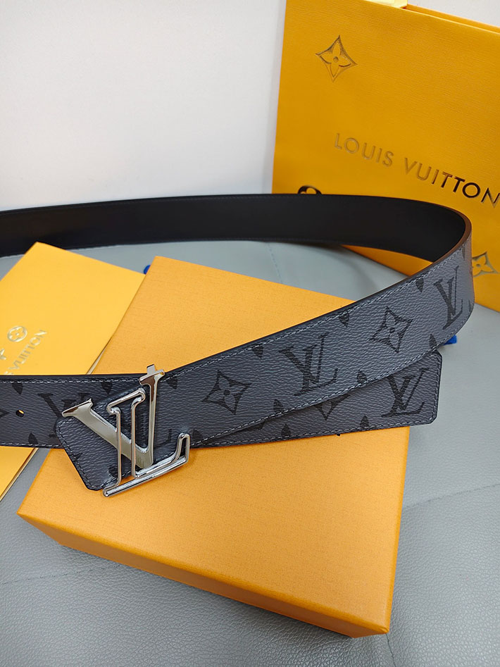 最高級ルイヴィトンスーパーコピー Louis Vuitton ベルト・LV イニシャル 40MM リバーシブル M0285Q ヴィトン ベルト メンズ 人気 - 画像 (4)