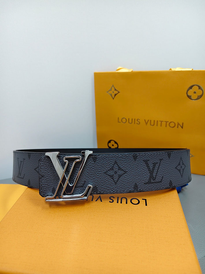 最高級ルイヴィトンスーパーコピー Louis Vuitton ベルト・LV イニシャル 40MM リバーシブル M0285Q ヴィトン ベルト メンズ 人気 - 画像 (3)