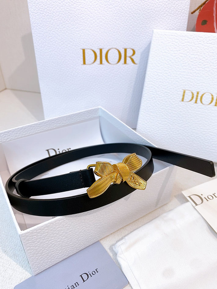 最高級ディオールスーパーコピー Dior Diorissimo Bow ベルト 15mm スムースカーフスキン B1021CGBJ_M900 ディオール ベルト レディース - 画像 (3)