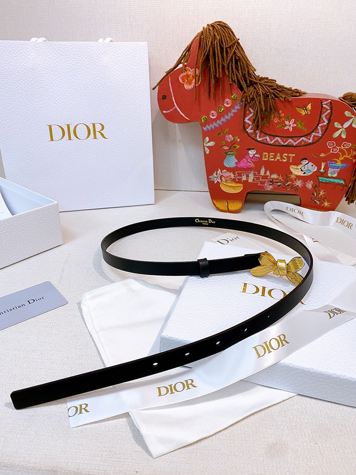 最高級ディオールスーパーコピー Dior Diorissimo Bow ベルト 15mm スムースカーフスキン B1021CGBJ_M900 ディオール ベルト レディース - 画像 (2)