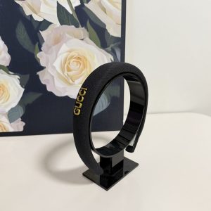 グッチ カチューシャ 黒