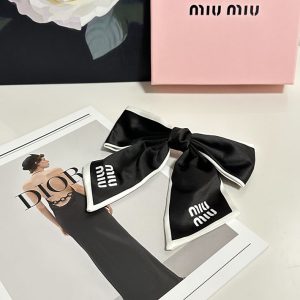 MIUMIU リボン バレッタ